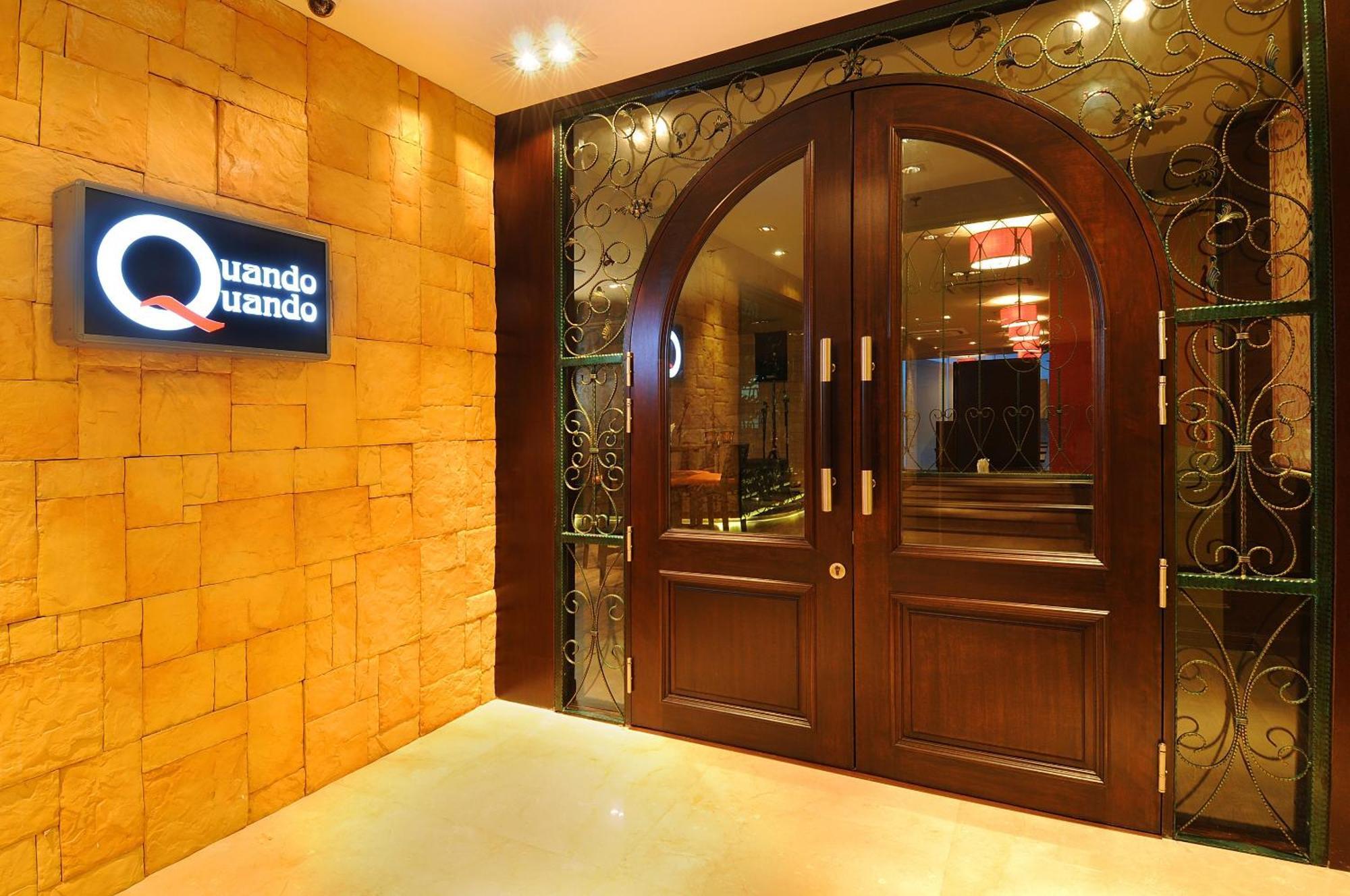Hotel Granada Johor Bahru Exteriör bild