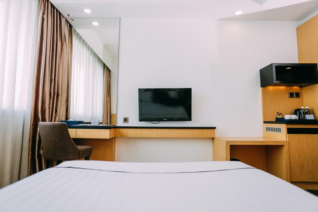 Hotel Granada Johor Bahru Exteriör bild