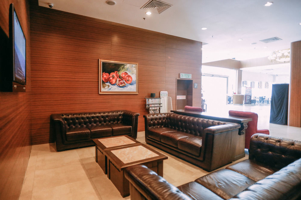 Hotel Granada Johor Bahru Exteriör bild
